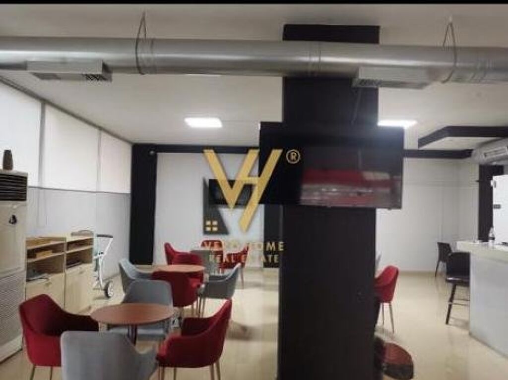 Shitet Ambjent Biznesi te Kodra e Diellit 124 m2 4