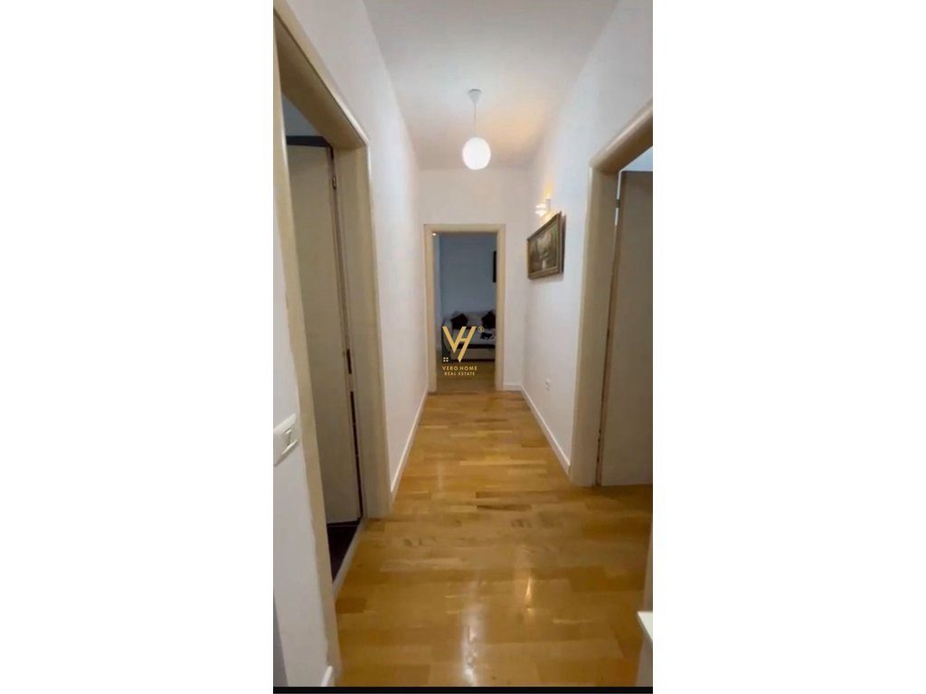 JEPET APARTAMENT 2+1+2 ME QERA NE ASTIR 60.000 LEKE 2