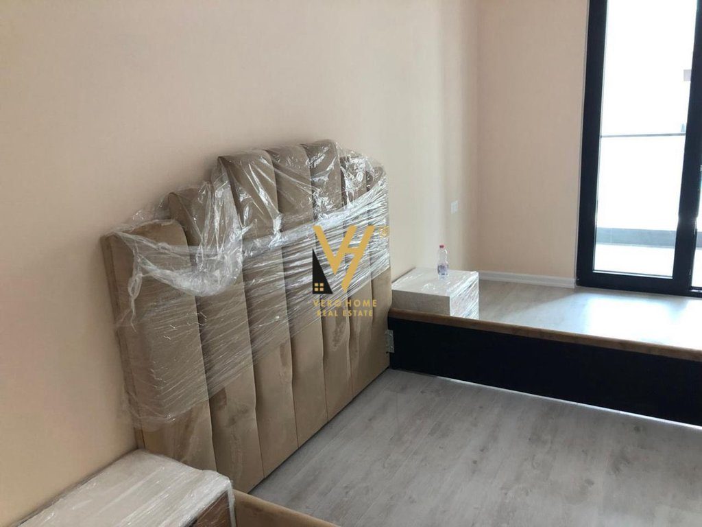 JEPET APARTAMENT 1+1+BLK ME QERA TE RRUGA E KAVAJES, SQUARE 21 650 EURO 4