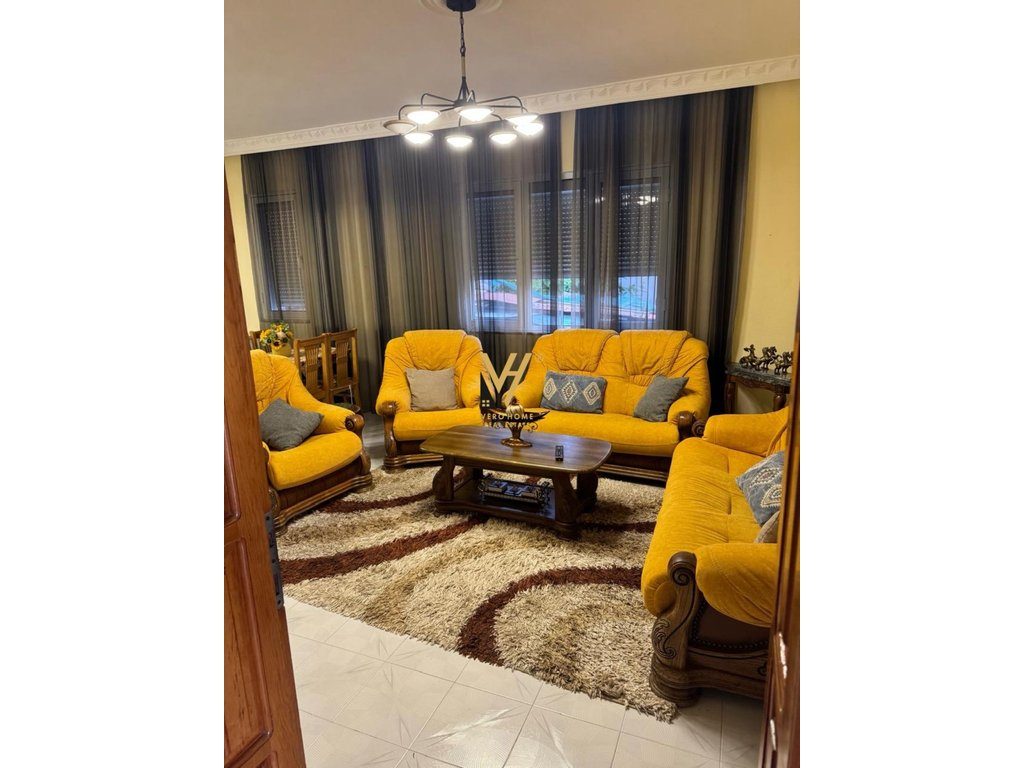 JEPET APARTAMENT 2+1 ME QIRA TE KODRA E PRIFTIT 45.000 LEKE