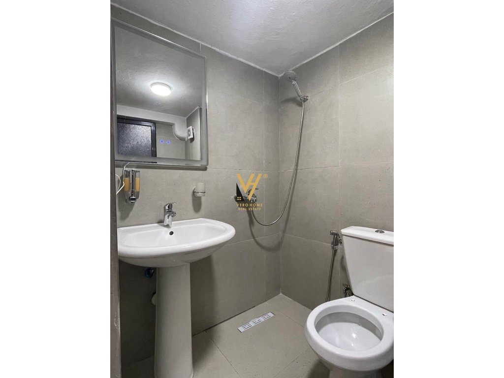 JEPET GARSONIERE DUPLEX ME QERA TE RRUGA DURRESIT 50.000 LEKE 4