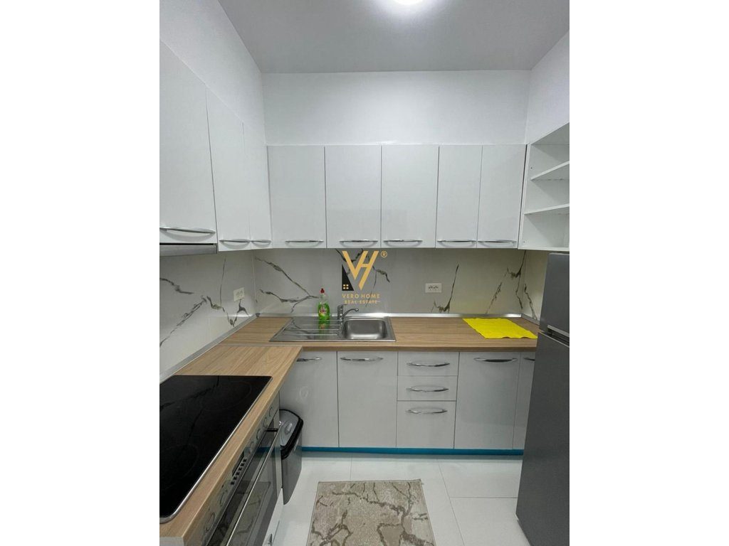 JEPET APARTAMENT 2+1+BLK ME QERA TE RRUGA FORTUZI 1.500 EURO 2