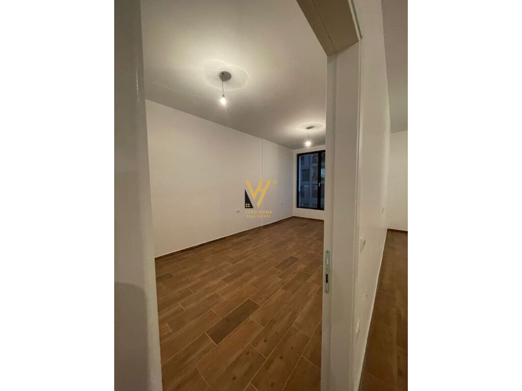 Jepet zyre me qera te Kompleksi Zirkon 140 m2 3