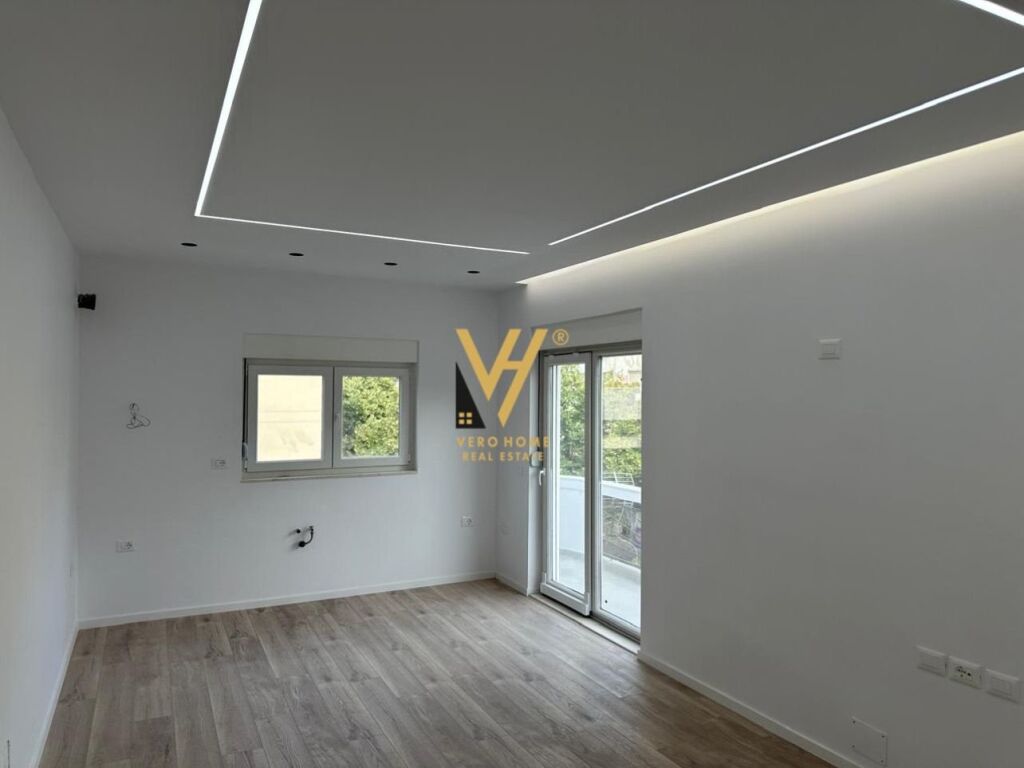 Jepet Apartament 2+1+ballkon me qera te Rruga Vaso Pasho 65 m2