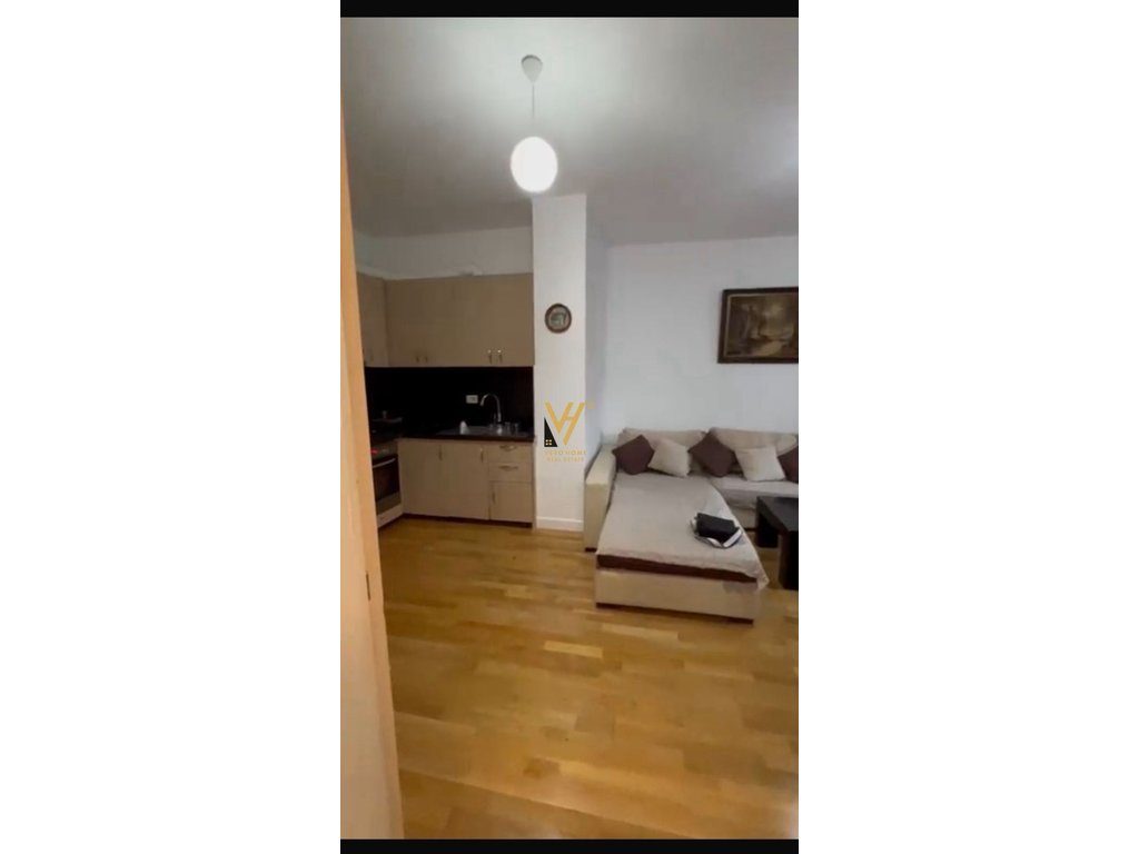 JEPET APARTAMENT 2+1+2 ME QERA NE ASTIR 60.000 LEKE