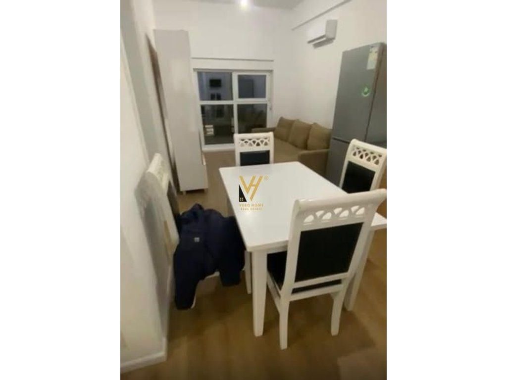 JEPET APARTAMENT 1+1+BLK ME QIRA NE ALI DEM, KONTAKTI 45.000 LEKE