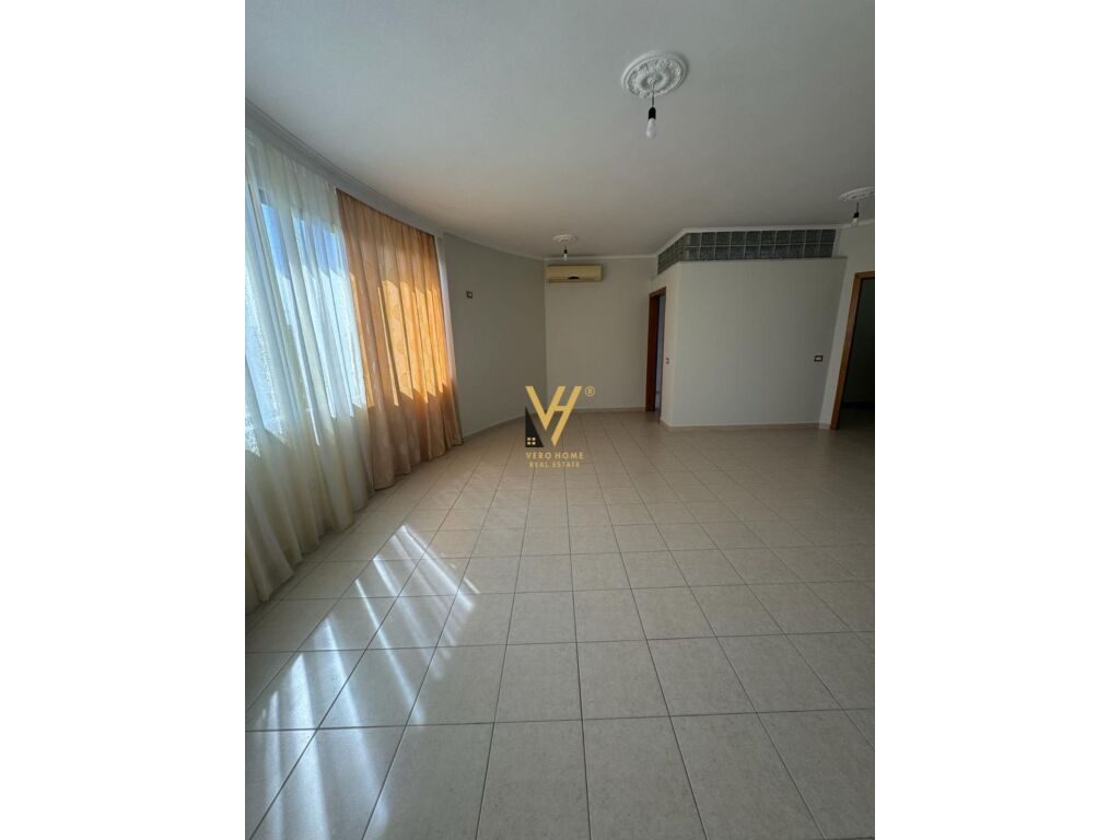 Jepet Apartament 2+1+2 me qera te Kompleksi Delijorgji 126 m2