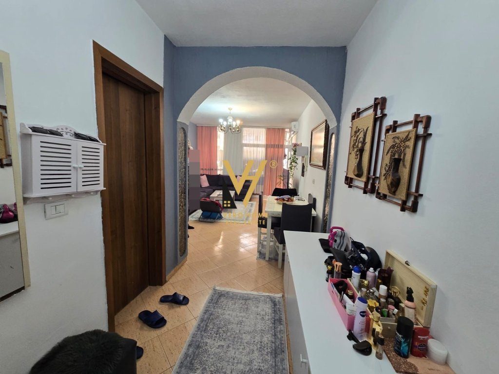 SHITET APARTAMENT 2+1+BLK TE LULISHTJA, KOMUNA E PARISIT 250.000 EURO 2