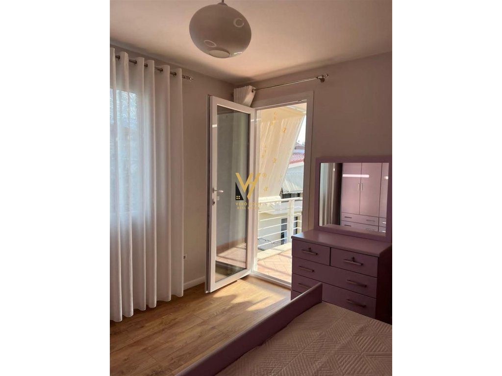 JEPET APARTAMENT 2+1+BLK ME QERA TE FAKULTETI EKONOMIK 75.000 LEKE 4