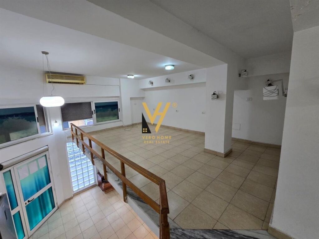 Jepet ambjent duplex me qera ne Bllok 100 m2 4