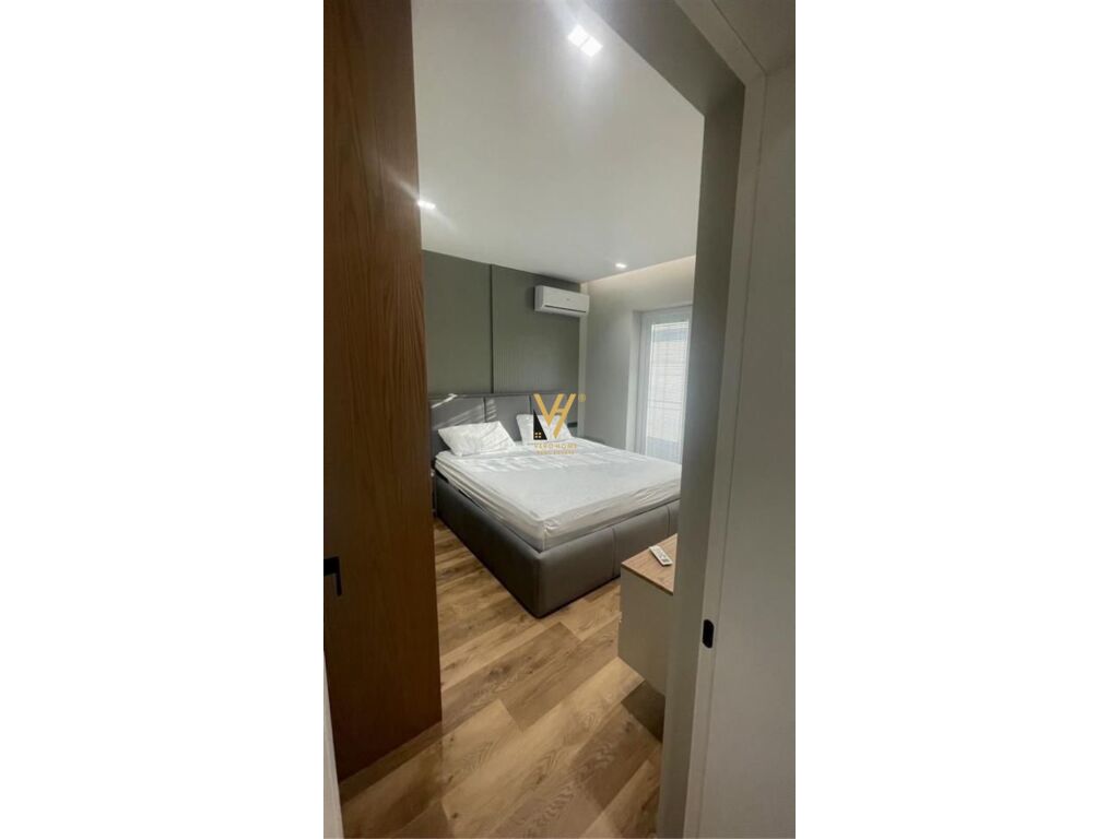 Jepet Apartament 1+1+ballkon me qera te Ish Ekspozita Sot 65 m2 4