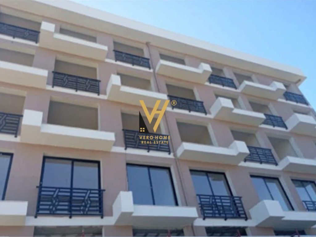 SHITET APARTAMENT 1+1 TE MALI I ROBIT, GOLEM 67.000 EURO
