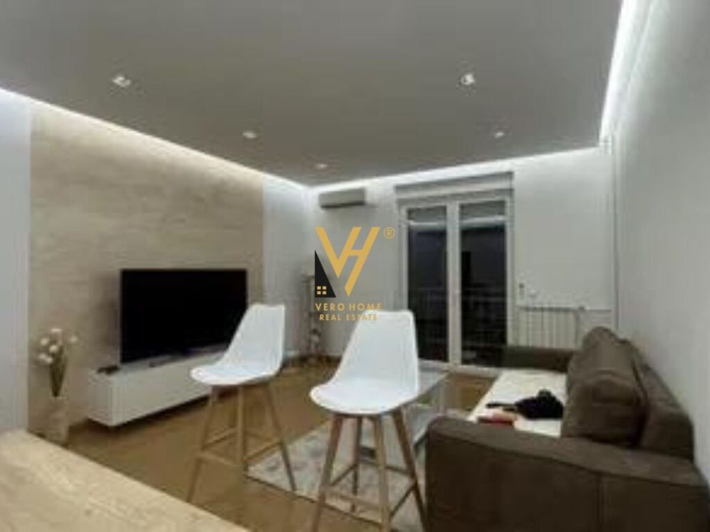 Jepet Apartament 1+1+ballkon me qera ne Sauk te Vjeter 55 m2