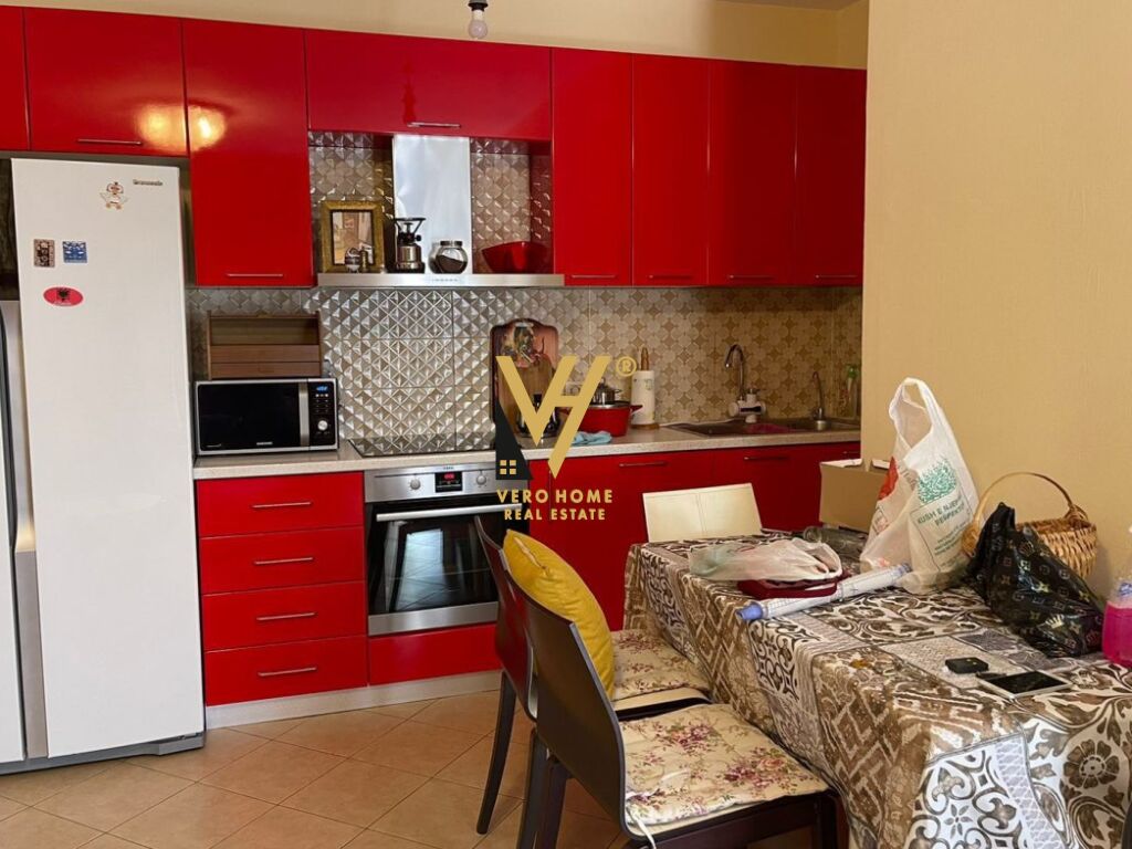 JEPET APARTAMENT 1+1+BLK ME QERA TE RRUGA E KOSOVAREVE 600 EURO 3