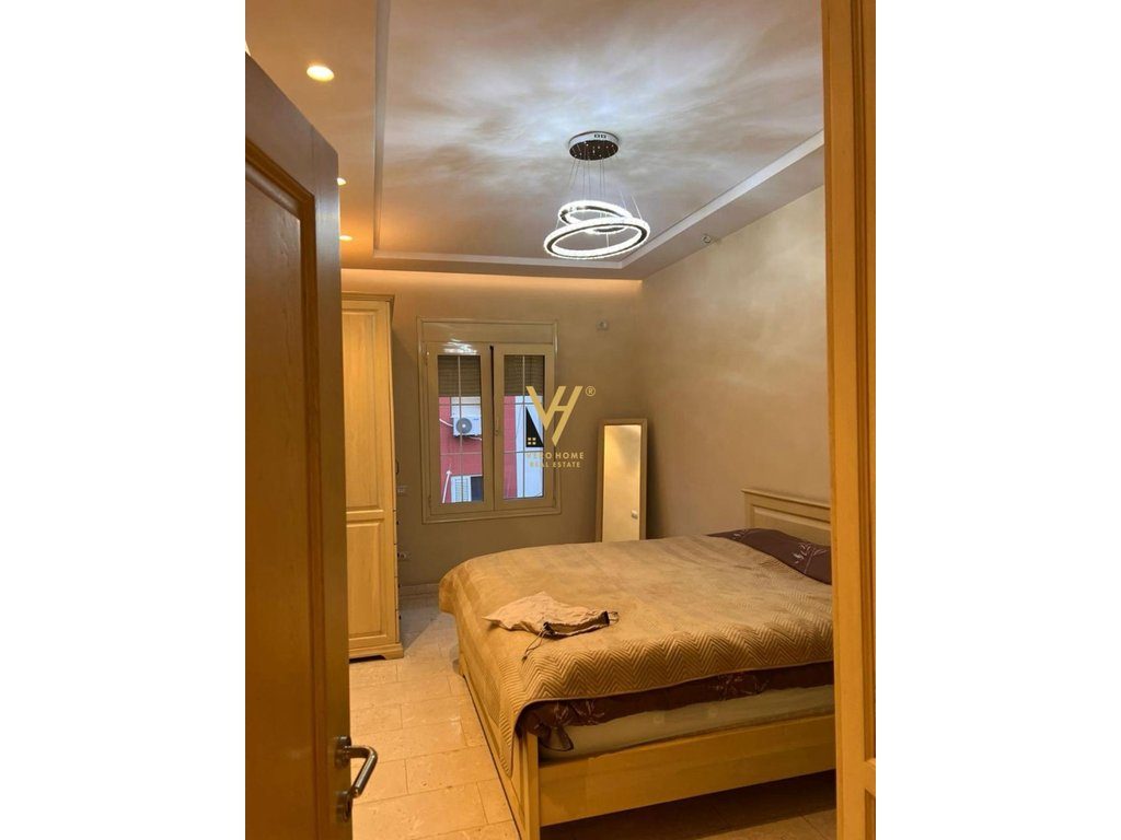 JEPET APARTAMENT 1+1 ME QIRA TE KINEMA AGIMI, BLLOK 800 EURO 4