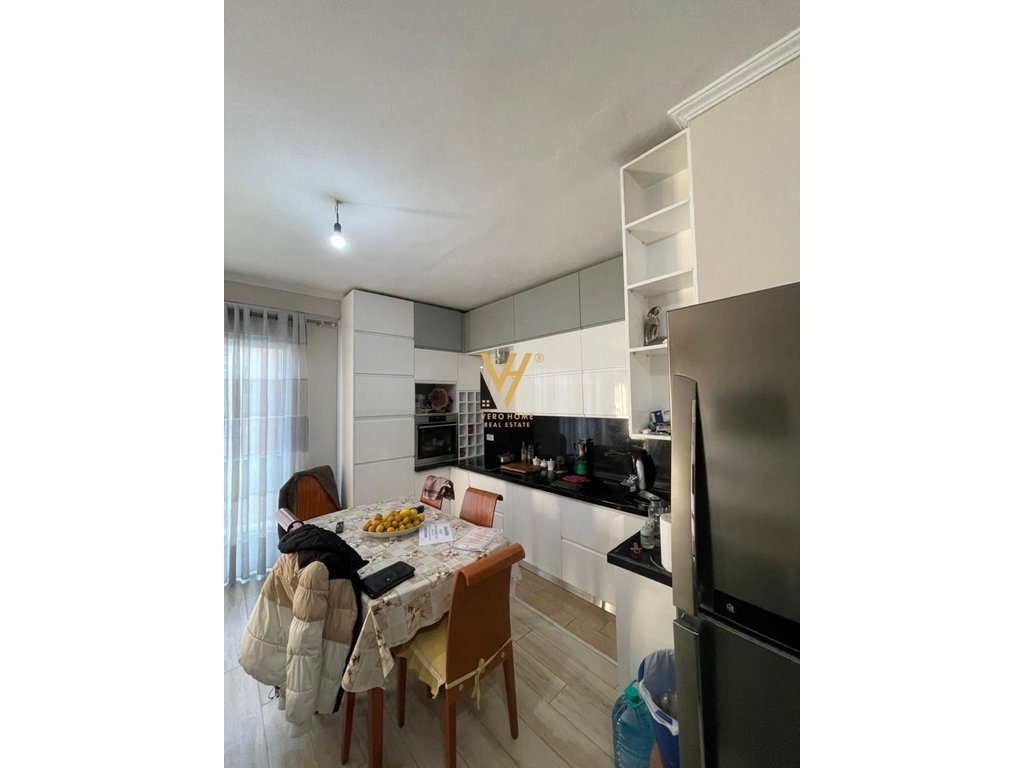 SHITET APARTAMENT 3+1+BLK NE LAPRAKE 250.000 EURO 2