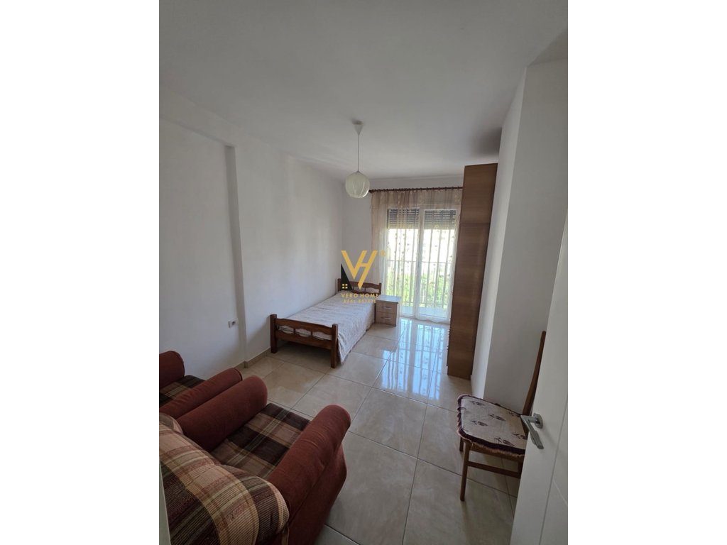 JEPET APARTAMET 2+1+BLK ME QIRA NE ASTIR 45.000 LEKE 2