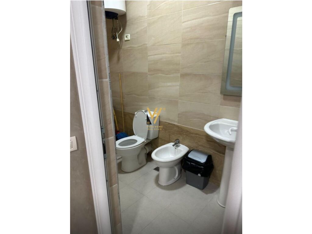 Jepet Apartament 3+1+2me qera te Kopshti Zoologjik 105 m2 3
