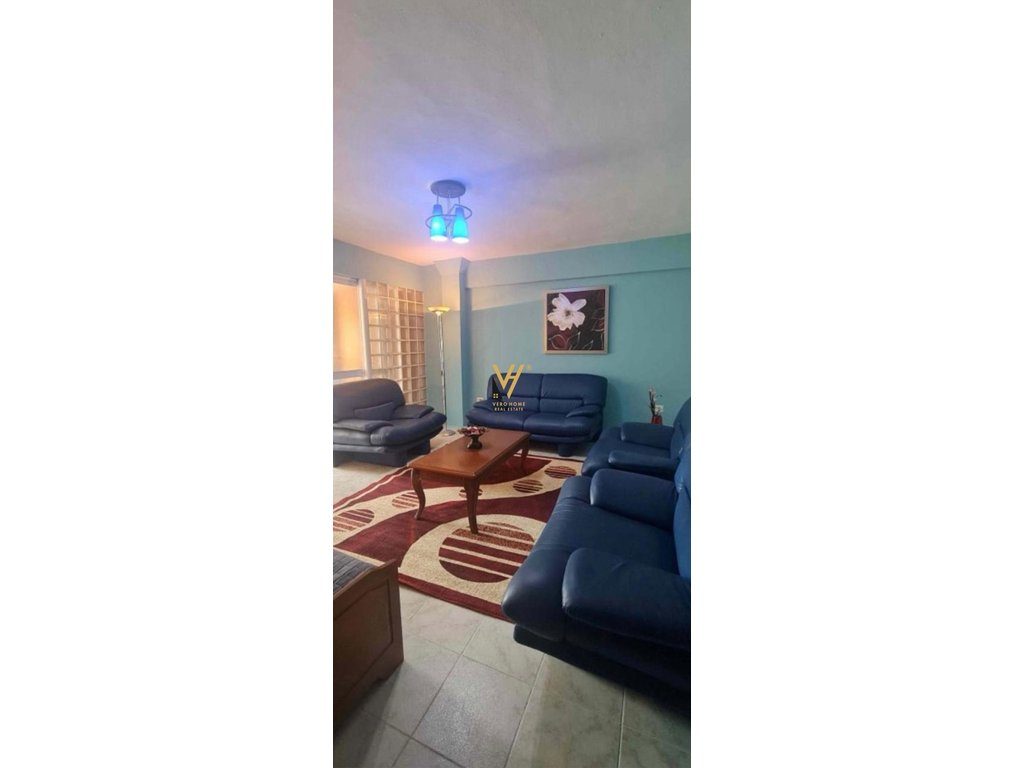 JEPET APARTAMENT 3+1 ME QIRA TE RR.DRITAN HOXHA 50.000 LEKE