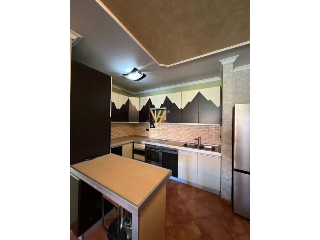 Jepet Apartament 2+1+ballkon me qera te Sheshi Willson 90 m2 4