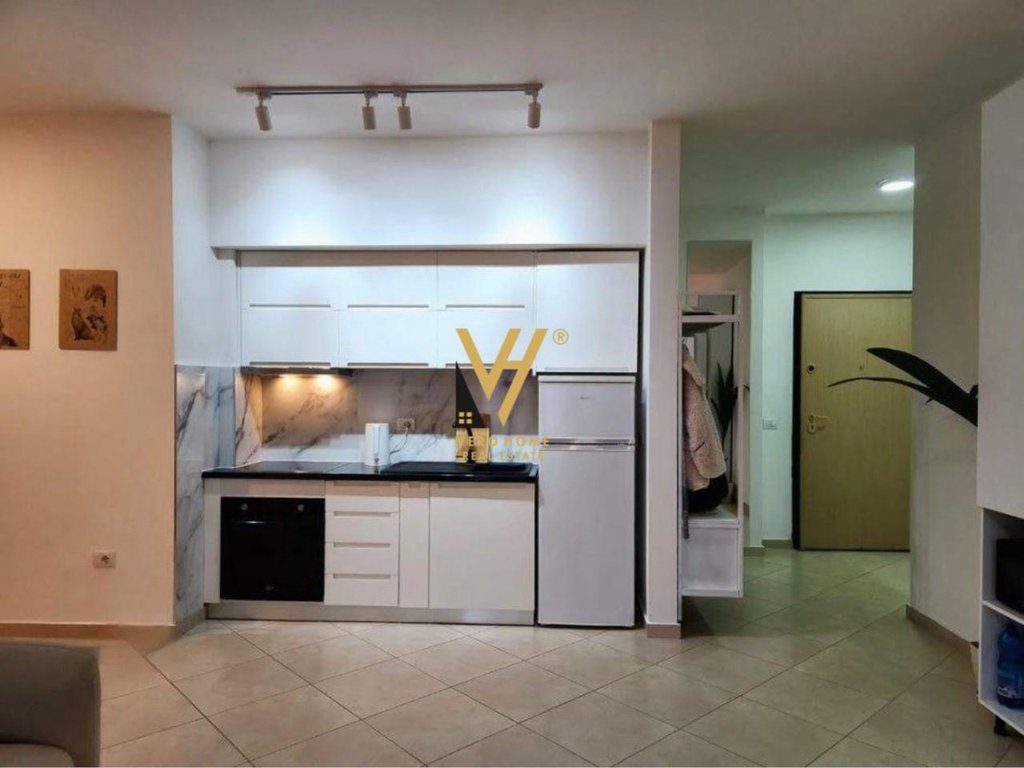 SHITET APARTAMENT 1+1+2 BLK NE VLORE 125.000 EURO 2