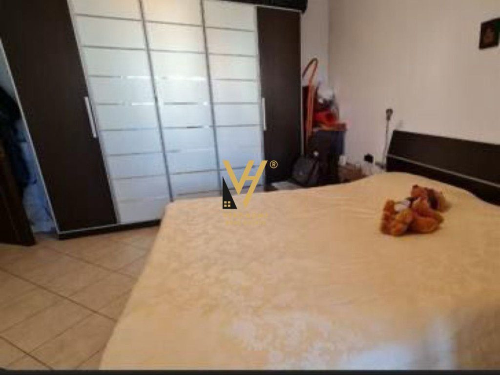 JEPET APARTAMENT 2+1+BLK ME QERA TE ISH ATSH 800 EURO 3