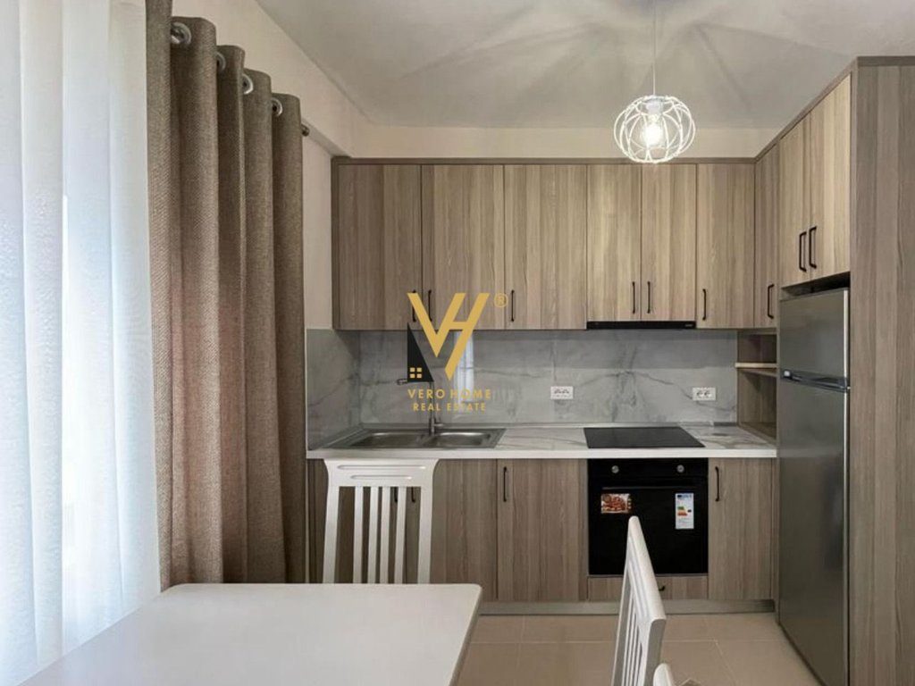 JEPET APARTAMENT 1+1 ME QIRA TE KODRA E DIELLIT 50.000 LEKE 3