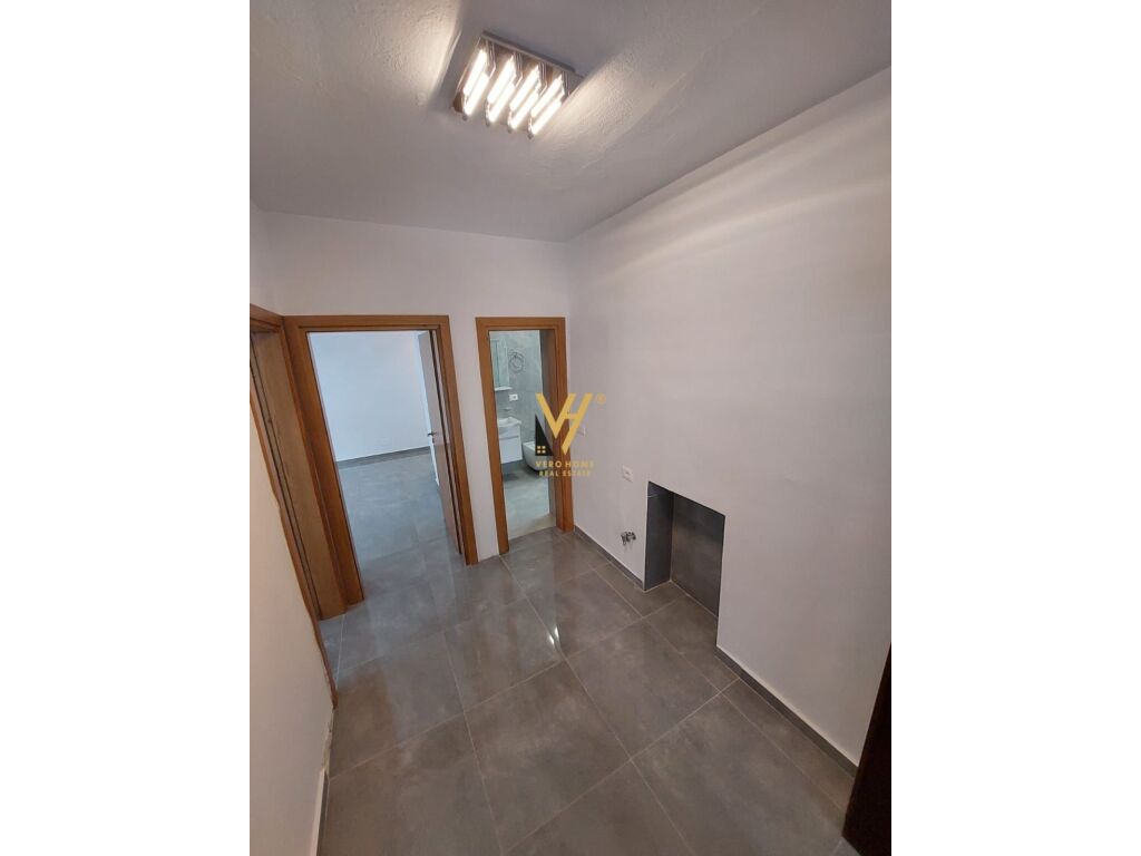 Jepet zyre me qera te Rruga Ndre Mjeda 60 m2