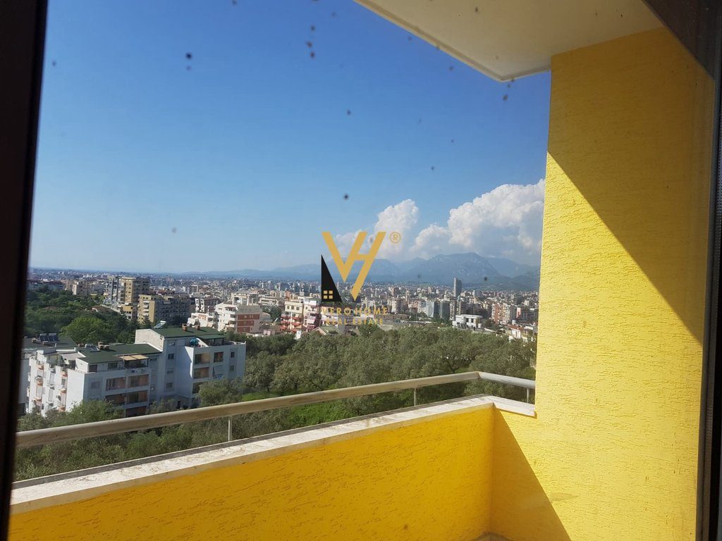SHITET APARTAMENT 3+1+3+3BLK TE LIQENI I THATE 350.000 EURO 3
