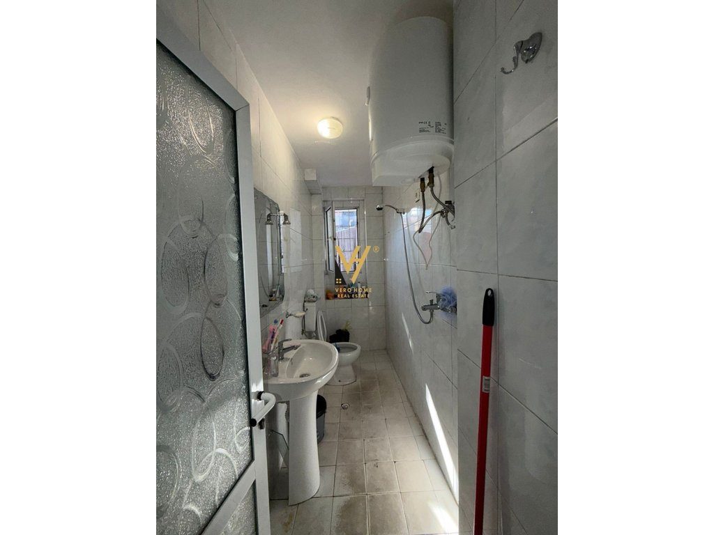 SHITET APARTAMENT 1+1 PRANE SPITALIT GJERMAN 13.000.000 LEKE 4