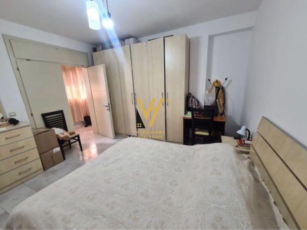Shitet Apartament 1+1+ballkon te Stadiumi Dinamo 65 m2 3