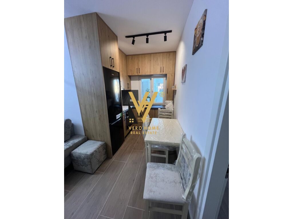 JEPET APARTAMENT 1+1 ME QERA NE SELITE 50.000 LEKE 3