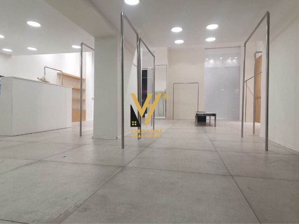 SHITEN 2 DYQANE 160 M2 TE XHAMLLIKU 560.000 EURO
