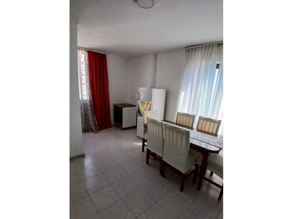 JEPET APARTAMENT 1+1 ME QERA NE VASIL SHANTO 60.000 LEKE 3