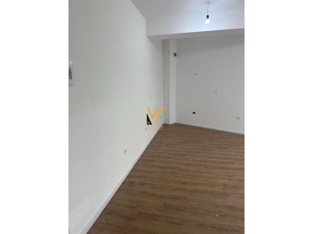 JEPET APARTAMENT 1+1+BLK ME QIRA REZIDENCA KAIMI 400 EURO 4