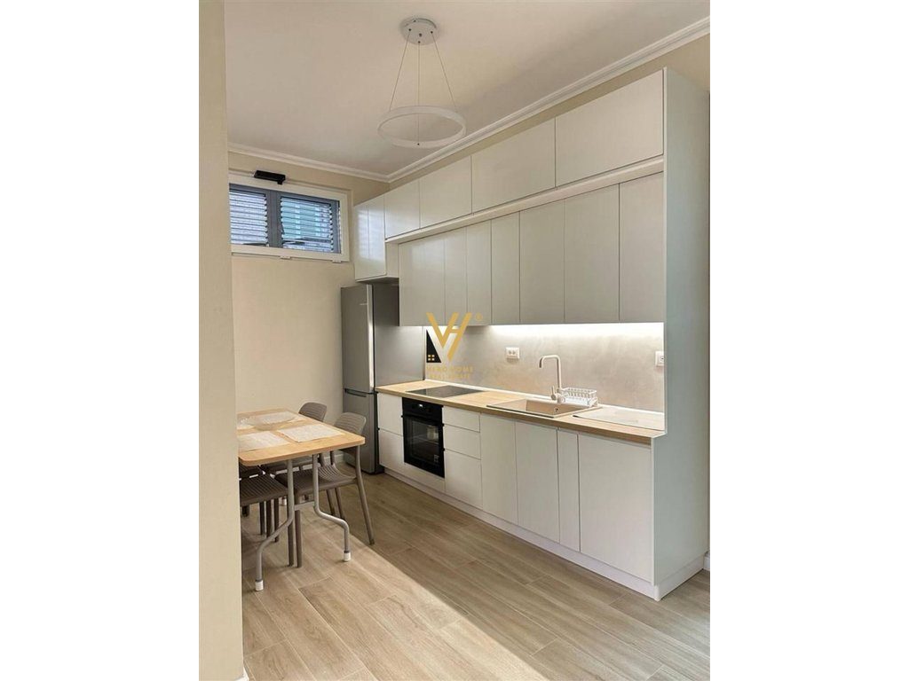 JEPET APARTAMENT 1+1+BLK ME QERA TEK OXHAKU 55.000 LEKE 3