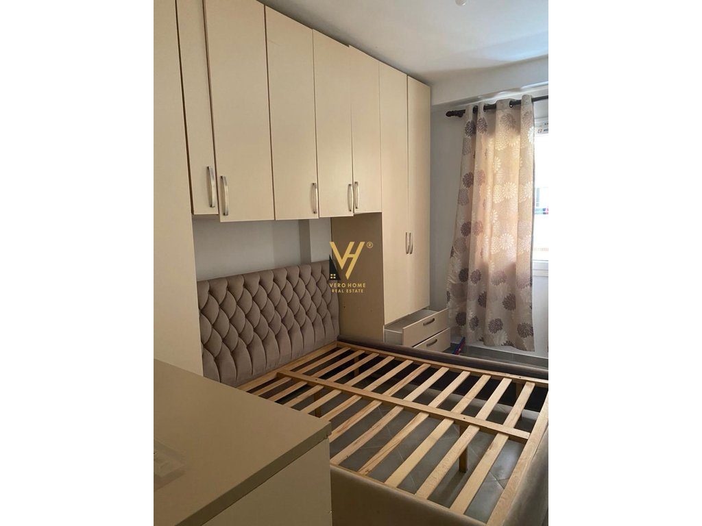 JEPET APARTAMENT 2+1+BLK ME QERA TEK KODRA E DIELLIT 55.000 LEKE 4