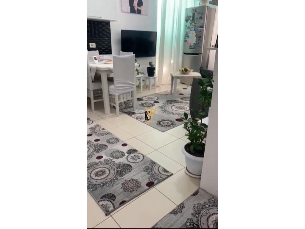 JEPET APARTAMENT 1+1 ME QERA TE PALLATET AGIMI 50.000 LEKE 3