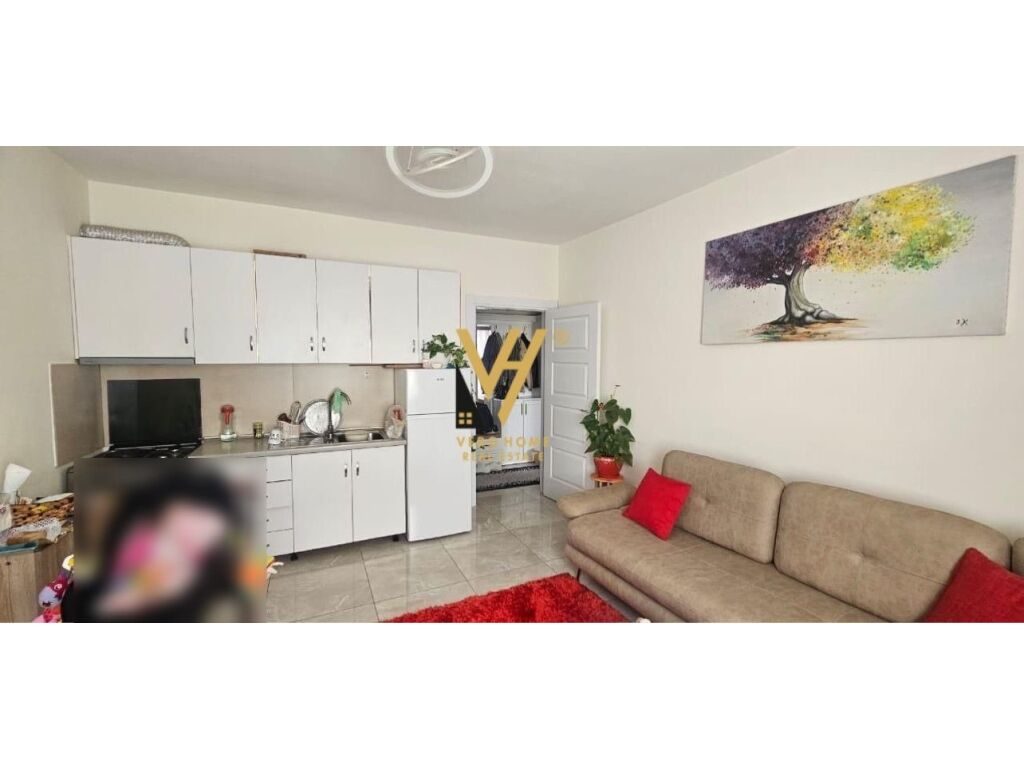 Shitet apartament 1+1 +ballkon tek Ish Fusha e Aviacionit 57 m2 2