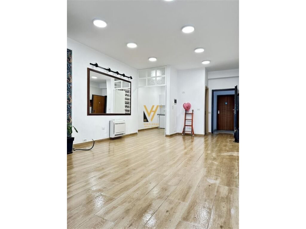 Shitet ambjent biznesi te Kika 2 , Komuna e Parisit 57 m2 1