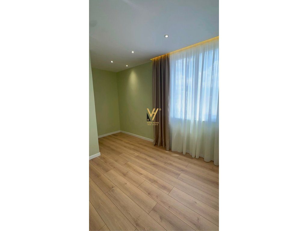 SHITET APARTAMENT 2+1+BLK TEK MYSLYM SHYRI 235.000 EURO 4