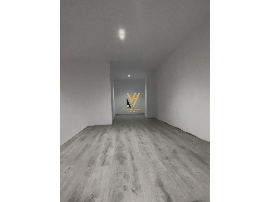 JEPET AMBIENT 60 M2 ME QERA TE GOLDEN-PARK 3 500 EURO 3