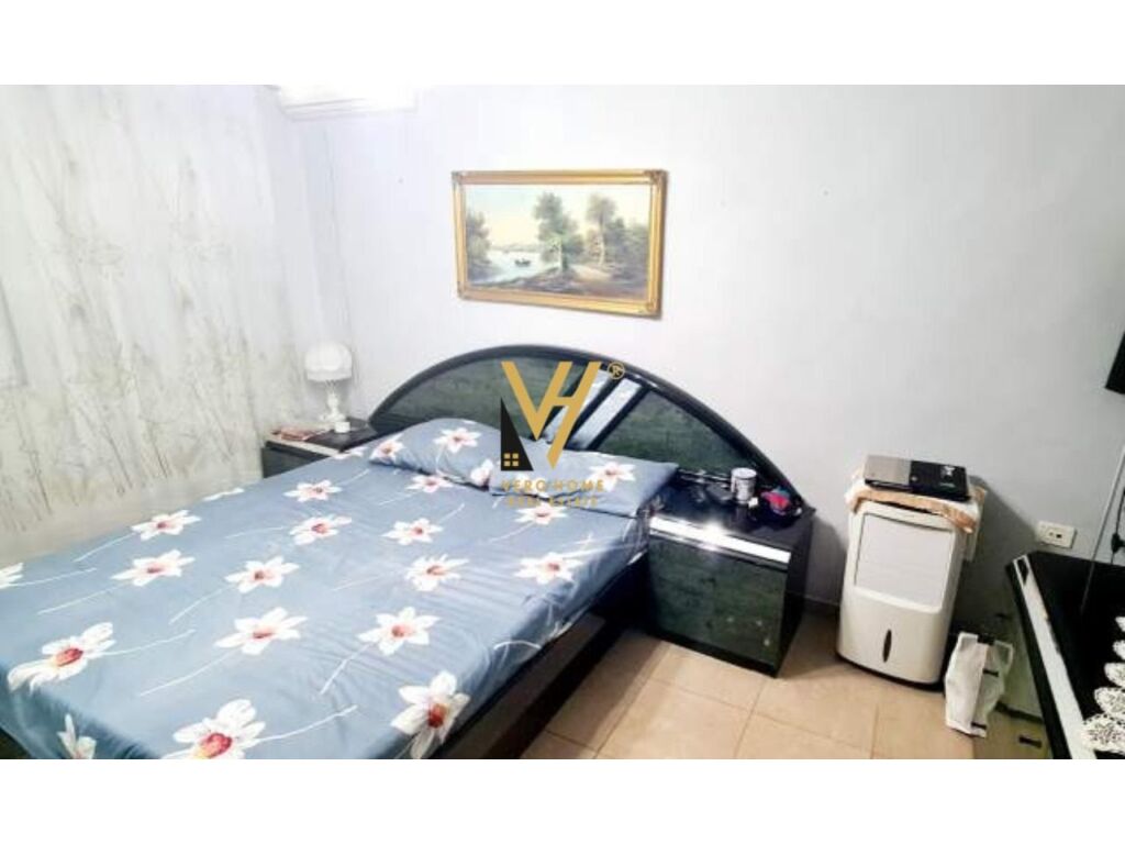 Shitet apartament 3+1+ballkon te Rruga Njazi Meka 80 m2 4