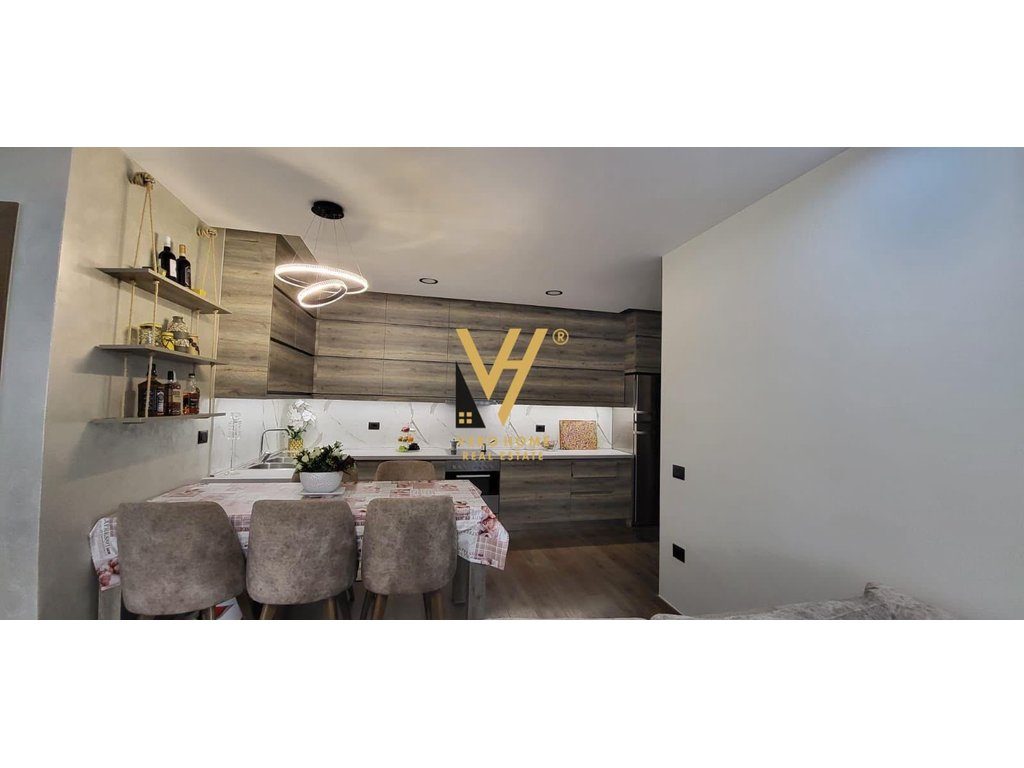 JEPET APARTAMENT 2+1+BLK ME QIRA TE KOMUNA E PARISIT 90.000 LEKE 3
