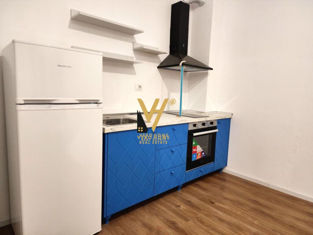 JEPET APARTAMENT 1+1 ME QERA TE ALI DEMI 45.000 LEKE 2