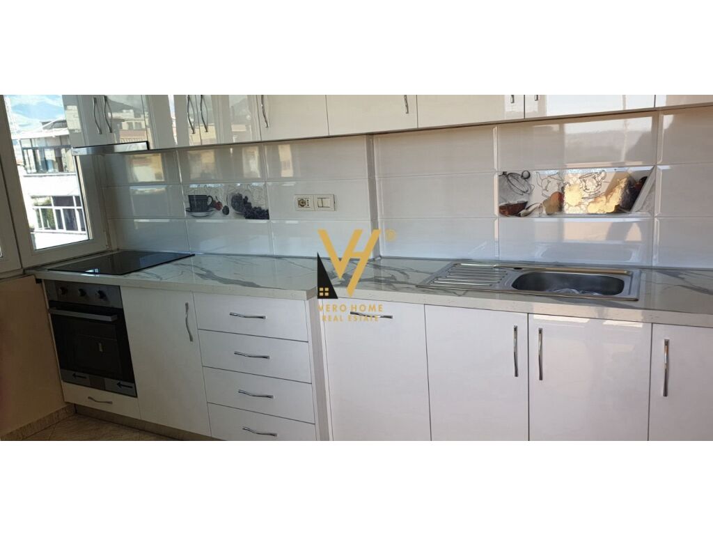 Jepet Apartament 1+1+ballkon me qera te Kongresi i Manastirit 84 m2 2