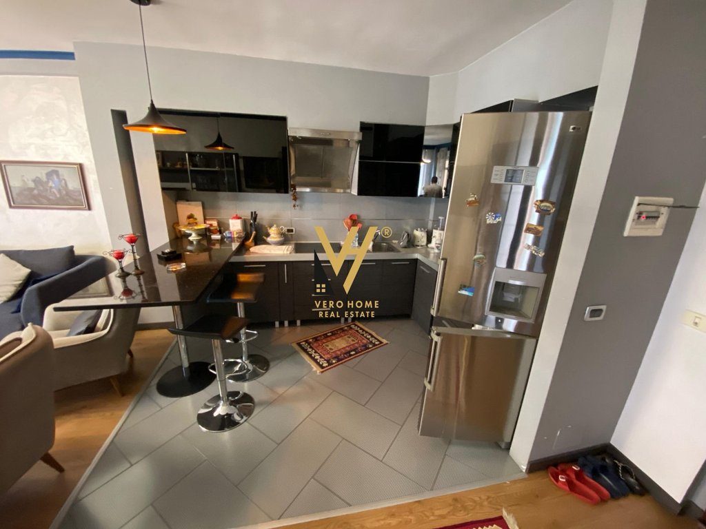 SHITET APARTAMENT 2+1+2+BLK TE URA E TABAKVE 280.000 EURO 2