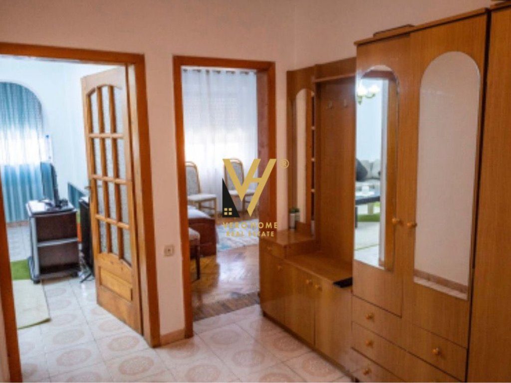 JEPET APARTAMENT 3+1 ME QIRA TE PAZARI I RI 750 EURO 4