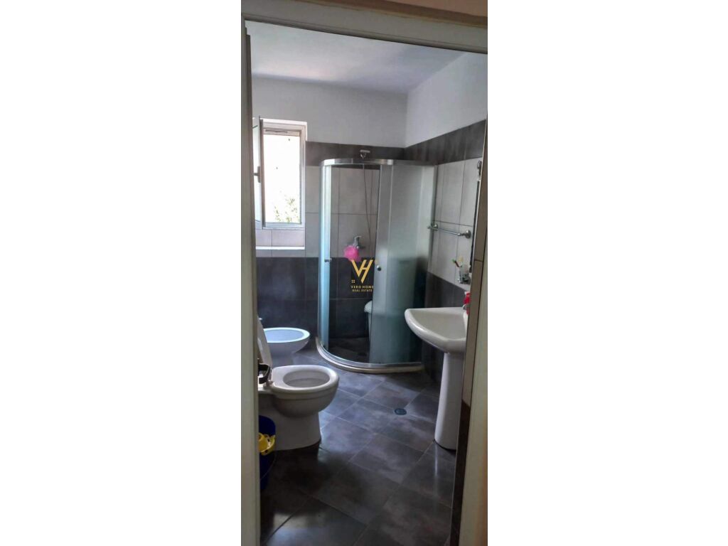Jepet Apartament 1+1 me qera te Varri i Bamit 53 m2 2