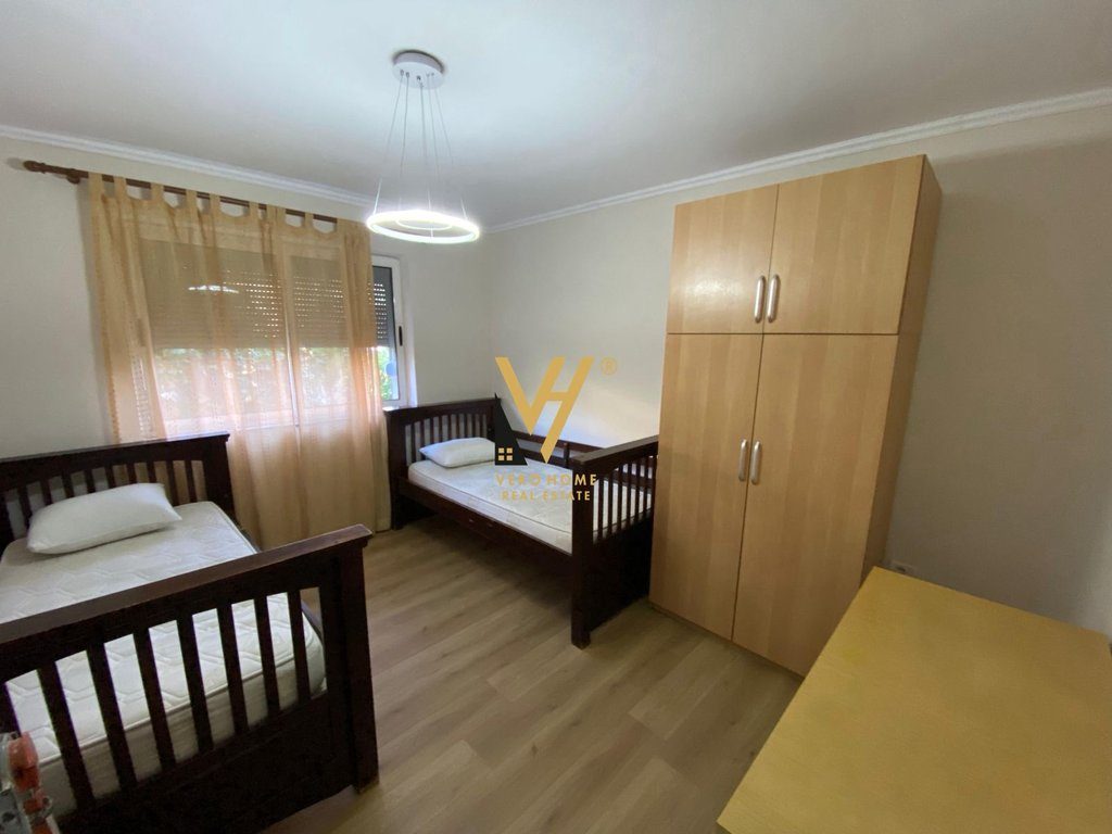 JEPET APARTAMENT 2+1+BLK ME QERA TE MYSLYM SHYRI 65.000 LEKE 4